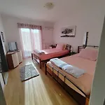 Maja I Mate Apartamento